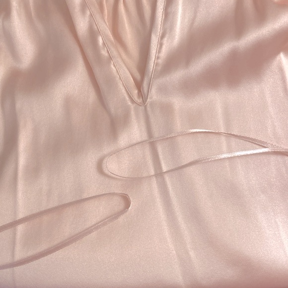 NWOT - Caché Pink Silk Sleeveless Halter Blouse Black Rhinestone Collar - Sz L* - Picture 5 of 15